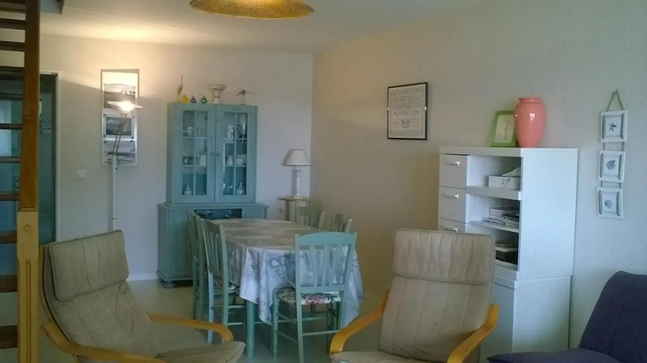 Ref 093 Appartement T4 Pour Six Personnes Piscine L'Ete Port Crouesty Et Plage Arzon Apartment